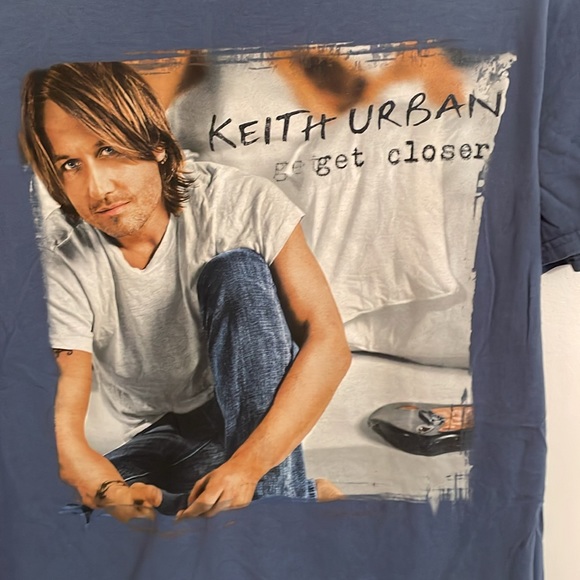 2011 Keith Urban Get Closer World Tour Concert T-Shirt Size Medium Color Blue - Picture 2 of 5